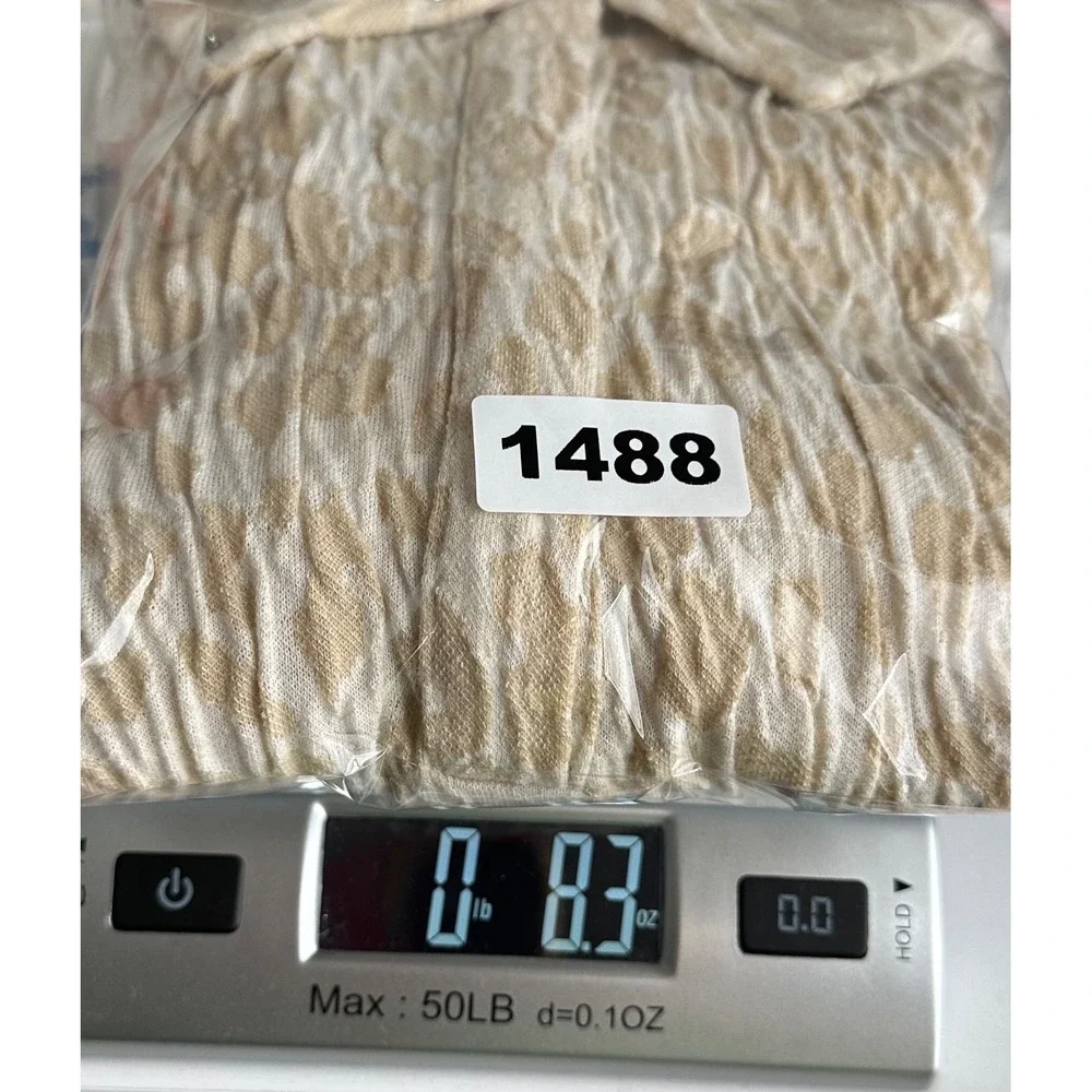 Zara Animal Print Crinkle Blouse Beige & White Long Sleeve Snap Collar Medium
